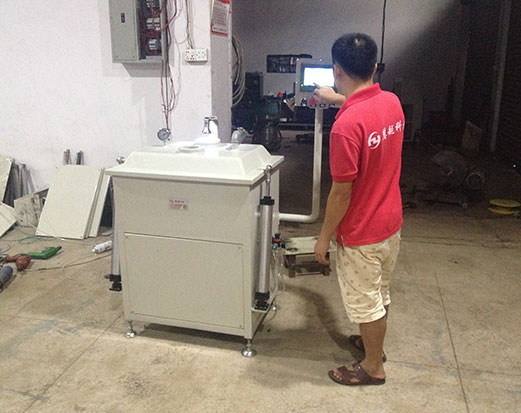 電感線(xiàn)圈單缸全自動(dòng)真空含浸機(jī)精度高，更環(huán)保